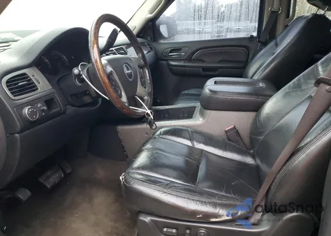 2008 GMC Yukon Denali из США, поврежденный, VIN 1GKFK63858J165156